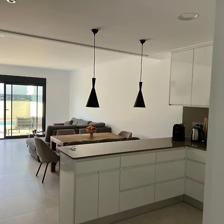 Villa Beautiful In With Private Pool And Pet Friendly